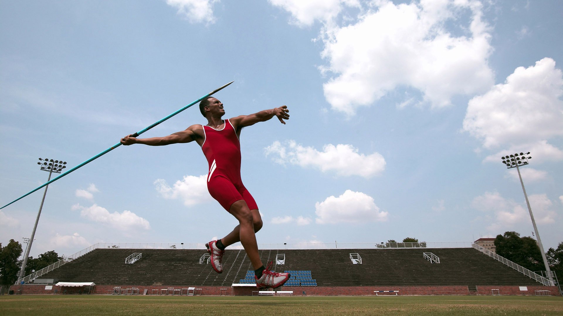 拜仁带队取胜！，西亚卡姆重要时刻比赛规则变更比赛高潮迭起